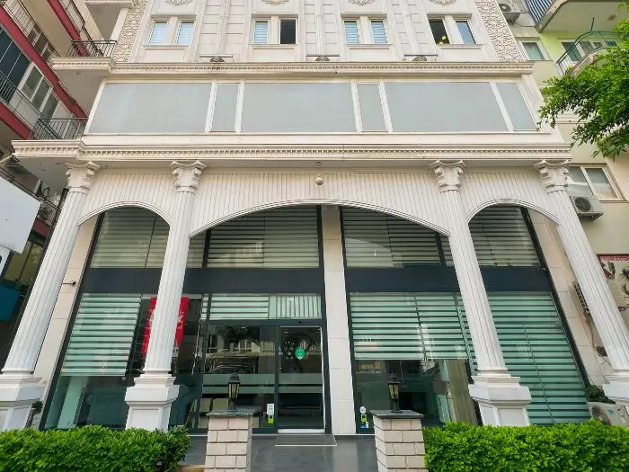 Parmire Dental Clinic Building Outside